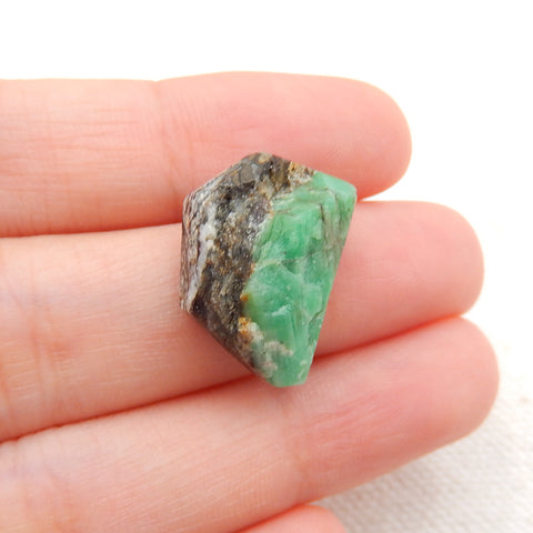 Natural Stone Emerald Green Raw Material, Gemstone Rough, 18x13x8mm, 2.3g - MyGemGarden